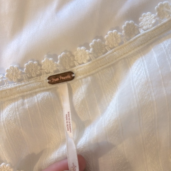 Free People Sarafina Short Sleeve Top in Ivory Combo, Size L NWT - Picture 2 of 6